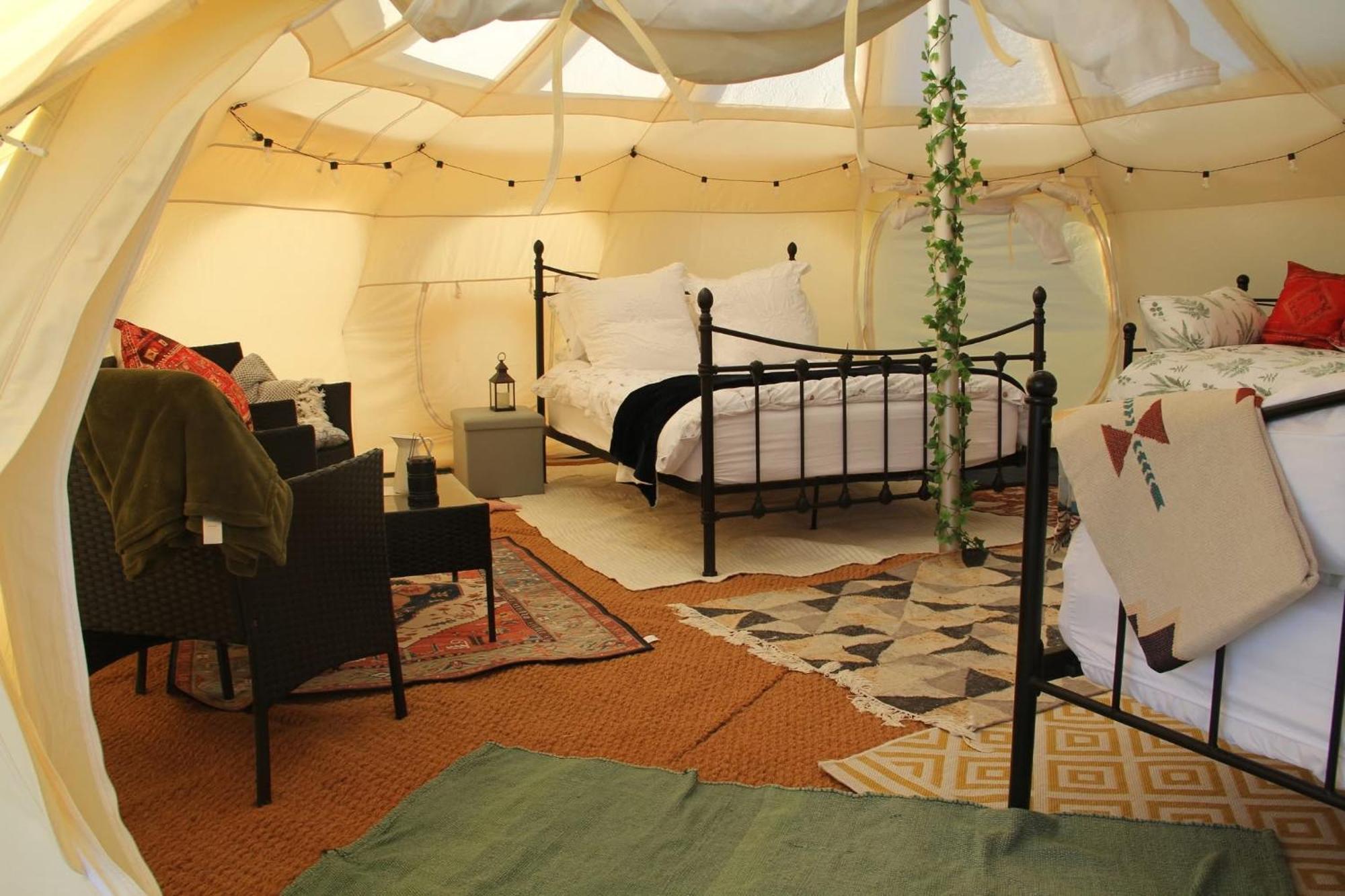 Tal-Y-Fan Farm 6M Stargazer Tent บริดจ์เอนด์ ภายนอก รูปภาพ