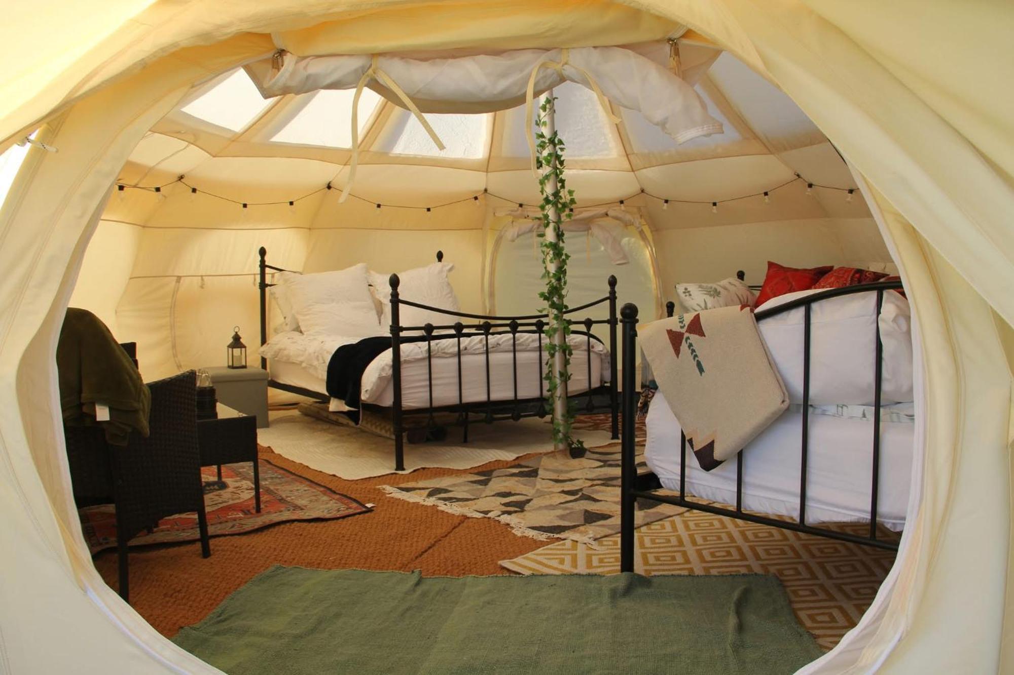 Tal-Y-Fan Farm 6M Stargazer Tent บริดจ์เอนด์ ภายนอก รูปภาพ